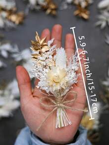 1/2/3/4/6/8/10/12 pièces Mini bouquet de fleurs séchées, convient pour la décoration de table à la maison, la décoration de gâteau de fête, la boutonnière des garçons d'honneur, la décoration de mariage de style bohème vintage, cadeau pour la douche de mariée - Blanc - Voir 6