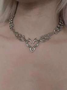 Retro Punk Hollowed-Out Flame Heart-Shaped Pendant, Fashionable Women's Hip-Hop Jewelry Necklace, The Best Valentine's Day Gift For Loved Ones, Everyday Accessory. - Bạc - Xem 1