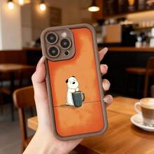 Cubierta de teléfono con borde negro y diseño naranja con dibujo de oso polar sosteniendo taza de café para uso diario en cafeterías Aplicable a los teléfonos de la serie Apple y Galaxy - Burdeos - Ver 5