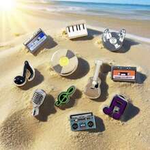 镂空木屐配饰新款新奇洞洞鞋花饰，Pims镂空木屐>Acesoir精致小众配饰Zhibi星星装饰金属音乐系列镂空木屐配饰，男女皆宜，甜美酷炫风格适合音乐爱好者（精致时尚镂空木屐别针>女士11件套） - 彩色 - 查看 7