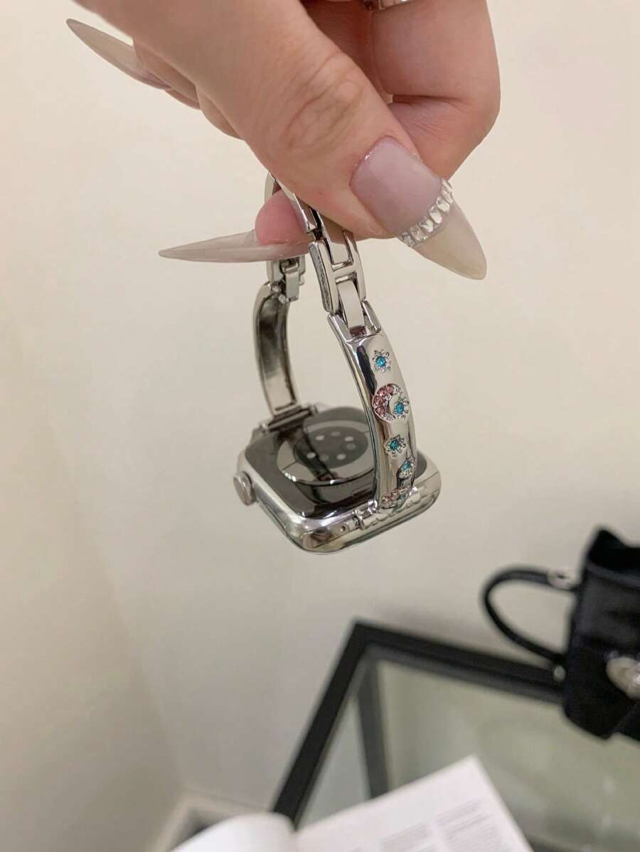 1条闪亮钻石不锈钢装饰手链，时尚百搭，兼容多种表带，男女皆宜，运动风格，尺寸：38mm、40mm、41mm、42mm、44mm、45mm、46mm、49mm，兼容Ultra 10/9/8/7/6/5/4/3/2/1 SE系列 - 彩色 - 查看 1