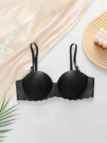 女士黑色小胸聚拢文胸，无缝无钢圈文胸，纯色简约日常穿着文胸，配有柔软厚实的掌心罩杯，舒适透气的性感内衣，后背闭合运动内衣，配有可调节和可拆卸的肩带，无肩带和露背设计，适合派对、婚礼或礼服 - 黑色 - 查看 7