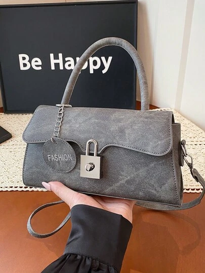 纯色单肩斜挎包，新款时尚个性女士手提包，别致复古锁扣手提包，批发