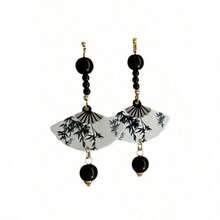 Fashionable Retro Chinese Style Long Silver Needle Ink Painting Fan Shaped Resin Earrings For Women - Đen và trắng - Xem 5