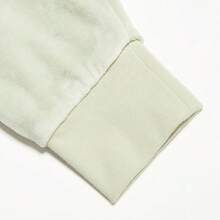 Adidas بلوفر رياضي كاجوال بغطاء للأزواج يناسب الجنسين IA3455 - هالو جرين - مشاهدة 5