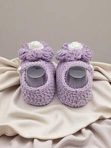 1 Pair Handmade Daisy Pattern Infant Shoes, Crochet Knitted, Newborn Footwear - Mauve Purple - View 7