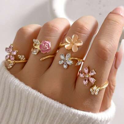 Four Bohemian-Style Multi-Color Rose Adjustable Rings, Imitation Pearl Five-Petal Flower Rings, Suitable For Ladies' Casual, Daily, Vacation And Party, All Seasons. Made Of Zinc Alloy, It Is Suitable For Vacation Occasions, Daily Occasions And All Kinds Of Occasions