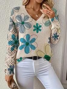 "Women's Vintage Color-Block Large Floral V-Neck Hollow-Out Knitted Sweater, Niche Design Sense! Loose And Slim-Fitting Silhouette Flatters All Body Types. Hollow-Out Knitting Craftsmanship Comes With Breathable Ingenuity. Artistic Floral Pattern Makes Your Outfit Photo-Ready In Seconds. Perfect For Wearing Alone With White Pants For A Retro Eye-Catching Look In Early Autumn, And Layering In Early Winter." - 藍色 - 查看 4