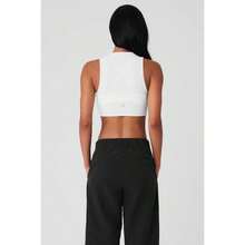 Alo Yoga Wellness Rib Flaunt Tank - Black |  | Pilates Set - 白色 - 查看 2