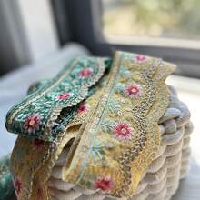 1/5 Yard bestickter Pailletten-Spitze - mehrfarbiges Blumenmuster, geeignet für DIY Hutbänder, Krawatten, Vorhangdekorationen und andere Nähprojekte, kann verwendet werden für Spitzennäherei, bestickter Spitzenbesatz, Pailletten-Spitzenbesatz, Nähen von Spitzenbesatz, Basteln, Heimdekoration, Modedesign, chinesischer Stil und Weihnachtsgeschenkverpackung. - Verschiedenfarbig - Übersicht 11