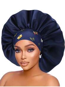 قبعة حرير للنوم للنساء ذات حافة واسعة وحزام مطاطي مطبوع، قبعة نوم من الحرير الناعم للشعر المجعد (نمط طباعة عشوائي)