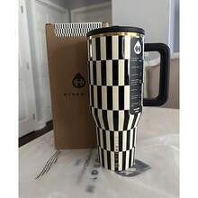 hydrojug Original Traveler - 32oz 40oz Water Bottle With Handle & Flip Straw - Fits In Cup Holder, Leak Resistant Tumbler-Reusable Insulated Stainless Steel & Rubber Base - Gifts For Women & Men, - 黑色領帶 - 查看 3