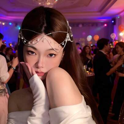 Arabian-Style Fringed Forehead Veil Hairpiece | Party Head Accessory​ This Vintage Handcrafted Hairpiece Boasts Exquisite Craftsmanship-Each Fringe Exudes A Mysterious, Exotic Allure That Showcases Masterful Artistry. Paired With The Optional Matching Waist Ornament, It Creates A Cohesive Style From Head To Waist