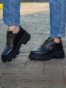 GuGi Women Wedges & Flatform - 黑色 - 查看 13