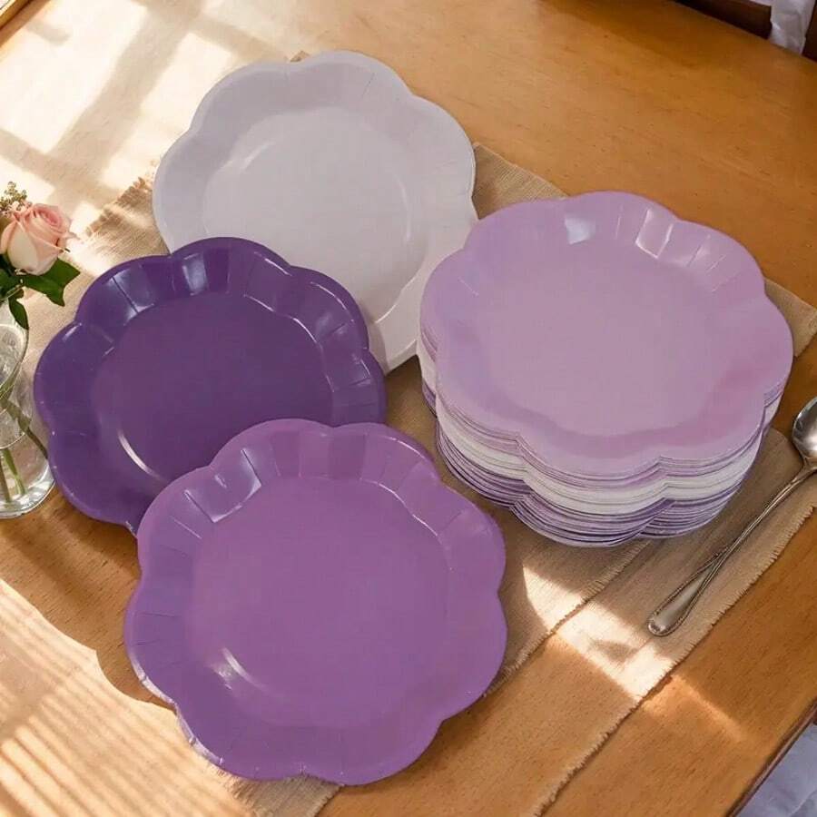 10 piezas/20 piezas/40 piezas/50 piezas, Plato de papel en forma de abanico con degradado de color púrpura lavanda, plato decorativo desechable/plato de postre de 7 pulgadas, adecuado para el Día de San Valentín, bodas, despedidas de soltera, suministros para fiestas de Navidad (Púrpura) - Morado - Ver 1