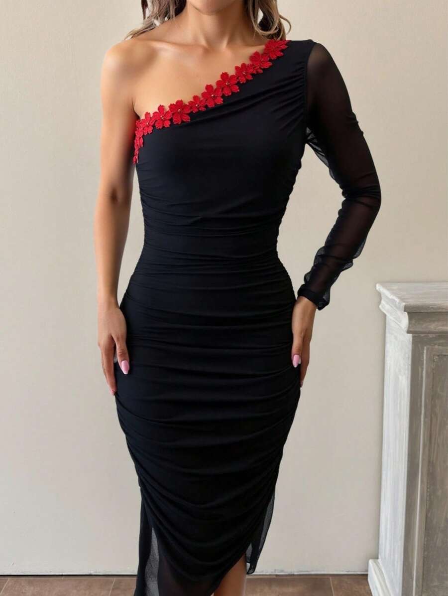 女士黑色单肩前开红色花卉晚宴派对连衣裙 - 黑色 - 查看 1