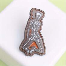 Dark Skeleton Shaped Enamel Pin Gothic Inspired Skull Badge Punk Style Skeleton Brooch - Multicolor - View 3