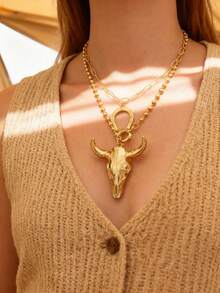 1pc Unique Western Cowboy Style Gold-Tone Beaded Horseshoe & Bull Head Alloy Pendant Necklace, Suitable For Women's Outings, Daily Wear, Parties, Western-Themed Travels And Music Festivals. 18K Gold Plated Hip-Hop Punk Versatile Jewelry, Gold Accessories, Gift For Friends And Loved Ones - Gold - View 3