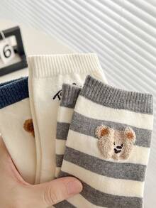 2/5双装女士黑白灰拼接袜，双层植绒泰迪熊条纹拼接设计，透气针织面料，休闲百搭可爱中筒袜，适合春夏情侣穿着，居家、通勤、约会、上学、节日送礼皆宜。 - 彩色 - 查看 10