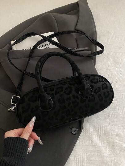 New Autumn/Winter Vintage-Inspired Suede Print Tote Bag With Bowler Bag Design Features A Zip Closure, Adjustable Long Shoulder Strap, And Compact, Lightweight Minimalist Design. Soft-Sided Crossbody Bag. Ideal For Women's Everyday Casual Wear, Commuting, Work, Holidays, And Student Use.