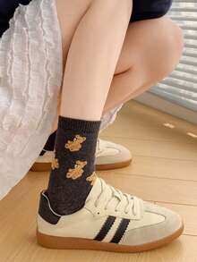 2/5双装女士黑白灰拼接袜，双层植绒泰迪熊条纹拼接设计，透气针织面料，休闲百搭可爱中筒袜，适合春夏情侣穿着，居家、通勤、约会、上学、节日送礼皆宜。 - 彩色 - 查看 11