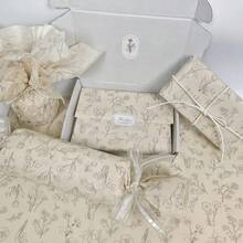10张米色复古花卉图案薄纸，适合礼品装饰，可用于花束包装、礼盒衬里、填充纸、DIY等，是情人节、母亲节、生日、婚礼、毕业季及各种场合的理想之选。礼品包装薄纸、图案薄纸、薄纸片、包装纸 - 米色 - 查看 2