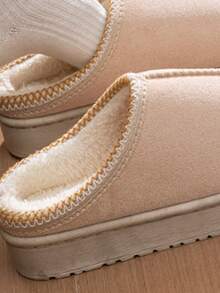 2025 Nuevas zapatillas de casa con suela gruesa para mujer, zapatillas de casa cómodas y esponjosas con forro térmico para otoño/invierno, adecuadas para el posparto - Beis - Ver 4