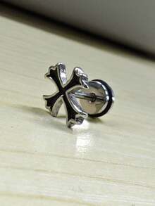 男士钛钢耳环，十字架设计，暗黑风格男士耳环 - 銀色 - 查看 6