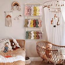 Soporte para lazos y diademas - Exhibidor de diademas montado en la pared de tela con secciones codificadas por color, asa de colgar grande y decoración superior tipo cuentas - Organizador de almacenamiento de lazos para cómoda o exhibición de accesorios sin muñecas (fácil de colgar) - Multicolor - Ver 3