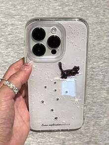 Ốp lưng điện thoại hình mèo dễ thương dạo bước phong cảnh mùa đông, tương thích với các dòng máy 17 Pro Max, 17 Pro, 17 Air, 16, 15 Pro Max, 14 Plus, 13, 12 Pro, 11. Ốp bảo vệ mềm mại đáng yêu. - trắng - Xem 3