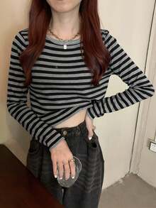 韩式撞色条纹修身短款长袖针织上衣（条纹图案随机） - 黑灰色 - 查看 3