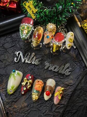 10pcs/Set Press On Nails, AlmondNail Tips, Christmas Themed DesignsIncluding 3D Christmas Gloves And Hand-Painted Christmas Snowflakes Paired With Elk Red Cat Eyes And Brown Milk Apricots Y2K Style, HotGirl Style, Luxury And Purely HandcraftedNails, Elegant And Sophisticated, SuitableFor Ladies And Girls.(With: A Piece Of JellyGlue And A Friction Strip) Nail SuppliesNails