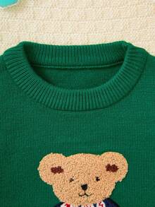 كنزة صوفية بناتية مطرزة برسم الدب الكرتوني، بتصميم محبك مريح مناسب للأطفال من عمر 4 إلى 12 سنة، ملابس علوية كاجوال متعددة الاستخدامات للخريف والشتاء - أخضر - مشاهدة 2