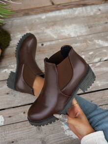 بوت نسائية من الجلد المصنع المضفر باللون الأحادي الرجعي، للاستخدام الداخلي في الشتاء - عنابي اللون - مشاهدة 3