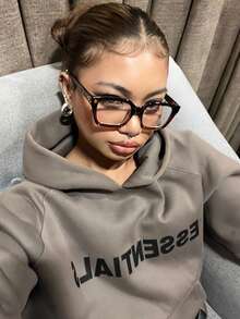 一副女士豹纹波西米亚风PC（聚碳酸酯）方形超大透明眼镜，四季皆宜，适合日常佩戴，透明眼镜配饰，女士专属 - 豹紋 - 查看 5