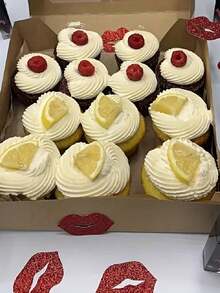 500pcs Red Lips/Heart Confetti, Glitter Paper Lip Cutouts, Versatile Party Decorations, For Wedding, Birthday, Anniversary, Bachelor Party, Christmas, New Year, Graduation, Bar/Bat - Multicolor - View 6