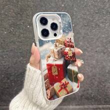 Una caja de regalo con temática navideña que presenta copos de nieve y diseños invernales, también disponible en versiones con temática de Halloween.Esta funda de teléfono moderna y linda es compatible con Apple  16, 15, 14, 13, 12, 11 Pro Max, Pro Plus y 16E. - Colores mixtos - Ver 6