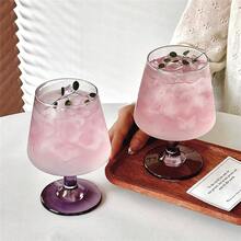 紫色高脚玻璃杯，鸡尾酒杯，咖啡杯，果汁杯，气泡水杯，饮料杯，鸡尾酒杯。紫色高脚玻璃杯，高端家用玻璃杯，适合女性，可盛装果汁、气泡水、鸡尾酒等。 - 紫色 - 查看 3