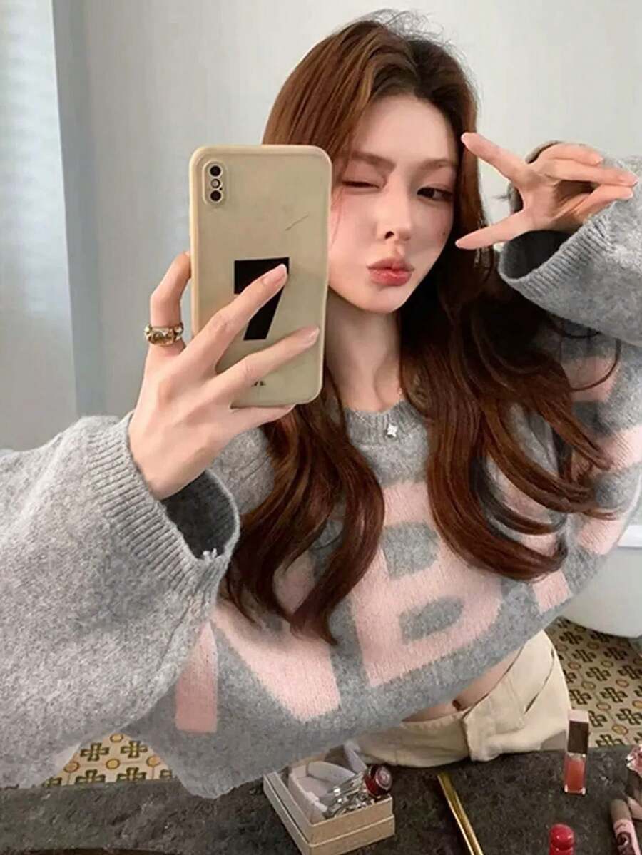 韩版字母提花撞色针织女式毛衣，宽松显瘦柔软套头衫，秋冬款 - 灰色 - 查看 1