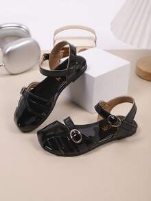 Sandalias de moda para niños para exteriores, zapatos planos de punta cuadrada para el verano, sandalias de una sola correa, nuevos zapatos para niñas, pantuflas de playa de moda - Negro - Ver 5