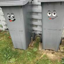 4 hojas/set de pegatinas con caras de dibujos animados para botes de basura, pegatinas de PVC autoadhesivas con caras de dibujos animados, pegatinas autoadhesivas para refrigerador, compatibles con superficies de plástico removibles, decoración del hogar, adecuadas para botes de basura, paredes, decoración de baños, refrigeradores, acabado brillante, decoración temática divertida y cubrir la fealdad de las paredes con pegatinas, decoración de habitaciones.