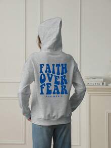 1pc Tween Girls Casual Graphic Print Pullover Fleece Hoodie, Autumn/Winter, Designed For Adventurous Young Souls "Belief Over Fear" Sweatshirt