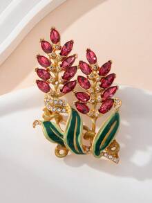 Goldfarbene Brosche mit roten Kristallen und Emaille-Blumen - Europäischer Vintage-Palast-Stil Botanischer Anstecker, luxuriöses Nischen-Blumen-Accessoire. Geeignet für Gartenfeste, vintage-inspirierte Hochzeiten (mit Brautkleid oder Abendkleid), Kunstausstellungen; kann mit Vintage-Kleidern, Wollmänteln für einen verfeinerten europäischen Stil kombiniert werden, auch ideal für Blumenliebhaber als sammlerwürdiges Accessoire, um den einzigartigen Geschmack bei Blumenveranstaltungen und naturthematischen Salons zu präsentieren.