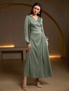 Ladies New Elegant Lantern Long Sleeve Pleated Waist Satin Dress - Green - View 6