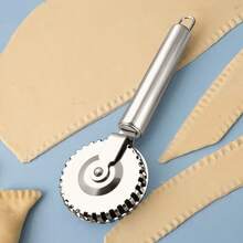 Dụng cụ cán bột đa năng bằng thép không gỉ dùng để nhào bột làm bánh, bao bì bánh ngọt, bánh empanada, mì Ý, bánh bao. - Bạc - Xem 5