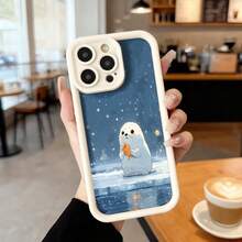 Cubierta de teléfono con borde negro azul con diseño de foca bebé sosteniendo hoja de otoño bajo lluvia estrellas y reflejos en agua para uso diario en cafeterías y espacios interiores Aplicable a los teléfonos de la serie Apple y Galaxy - Café integral - Ver 4