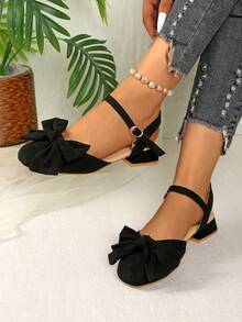 Damen Sandalen mit Schleifen-Dekor und Hohlmuster-Riemen, modische Sommer-Schnallen-Flachsandalen - Schwarz - Übersicht 1