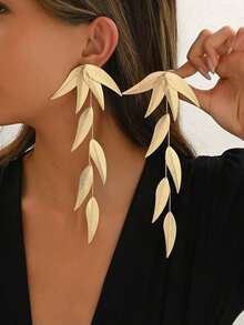 1 Pair Retro Elegant Women Long Dangle Earrings, Hollow Floral Metal Wire Tassel Earrings, Fashion Party, Daily Wear, Festival Gift Jewelry - 金色 - 查看 3