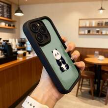 Cubierta de telefono con borde negro y fondo verde claro con estampado de oso panda lindo para uso diario en cafeterias y espacios urbanos Aplicable a los teléfonos de la serie Apple y Galaxy - Negro - Ver 6