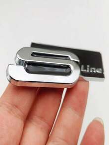 适用于奥迪 Sline A1 A3 A4 A5 A7 Q2 Q5 Q7 TT SQ5 SQ7 B6 B7 的 3D 金属 S LINE 标志造型车贴徽章 - 均碼 - 查看 4